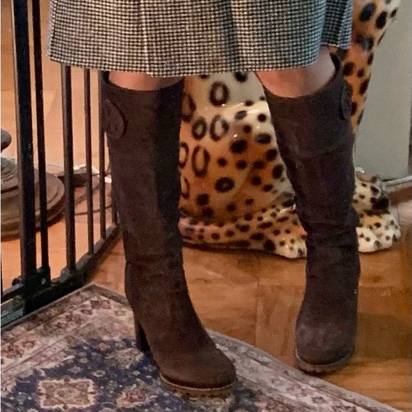 Sold out - Picture 4 of 11